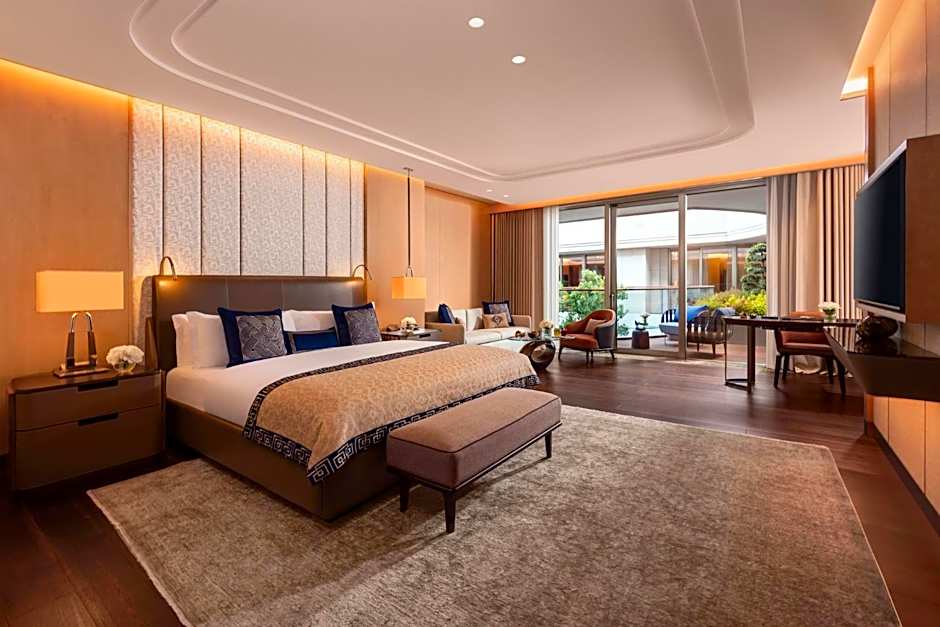 Photo 1 of 4 of Superior Twin Room