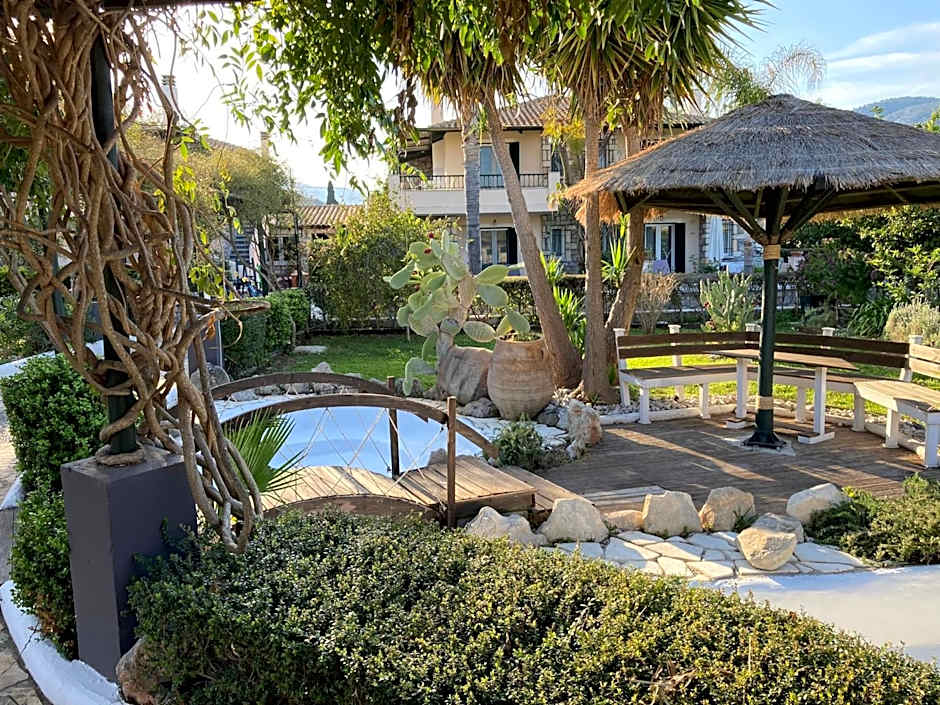 Sunny Garden Aparthotel