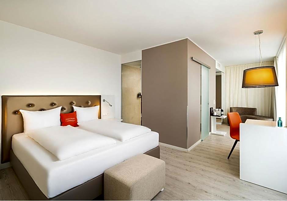 elaya hotel kleve, ehemals The Rilano Hotel Cleve City