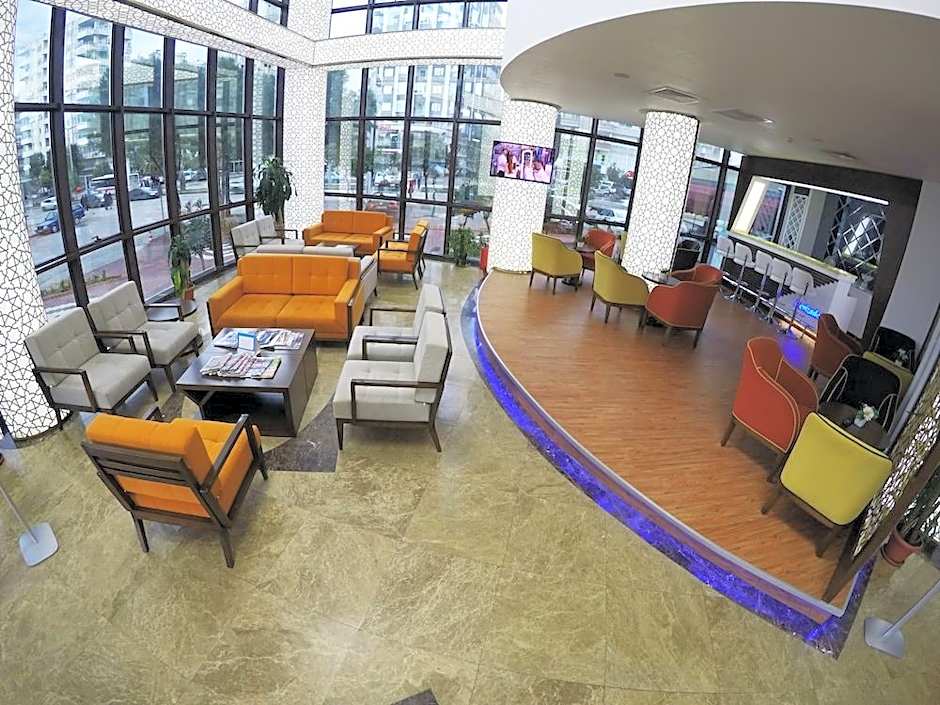 Yol İş Holiday Adana Otel