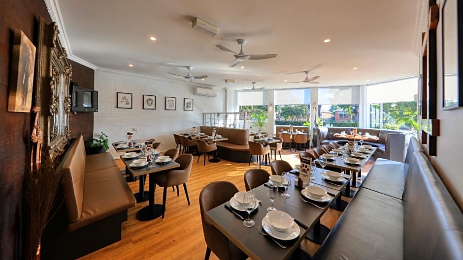 Countryman Motor Inn