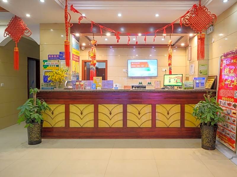 GreenTree Inn Henan Kaifeng Gulou Square Express hotel