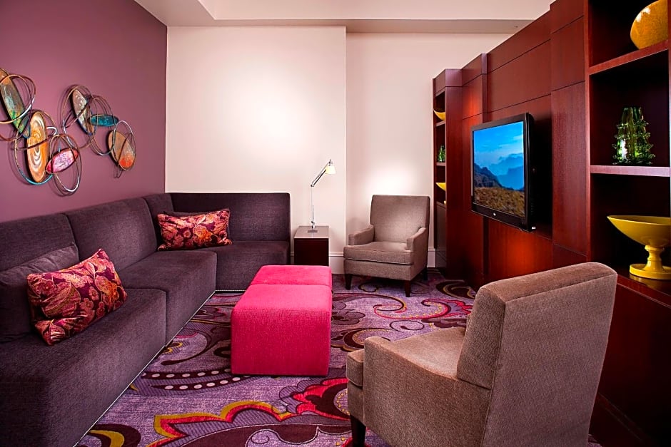 Courtyard by Marriott New Orleans French Quarter/Iberville