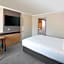 Holiday Inn Reading South M4 Jct 11 By IHG