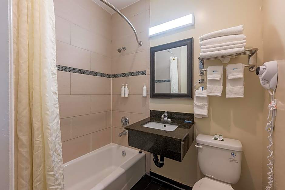 Hollywood City Inn