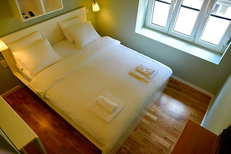 MAGIC GARDEN 1 ZAGREB CENTER