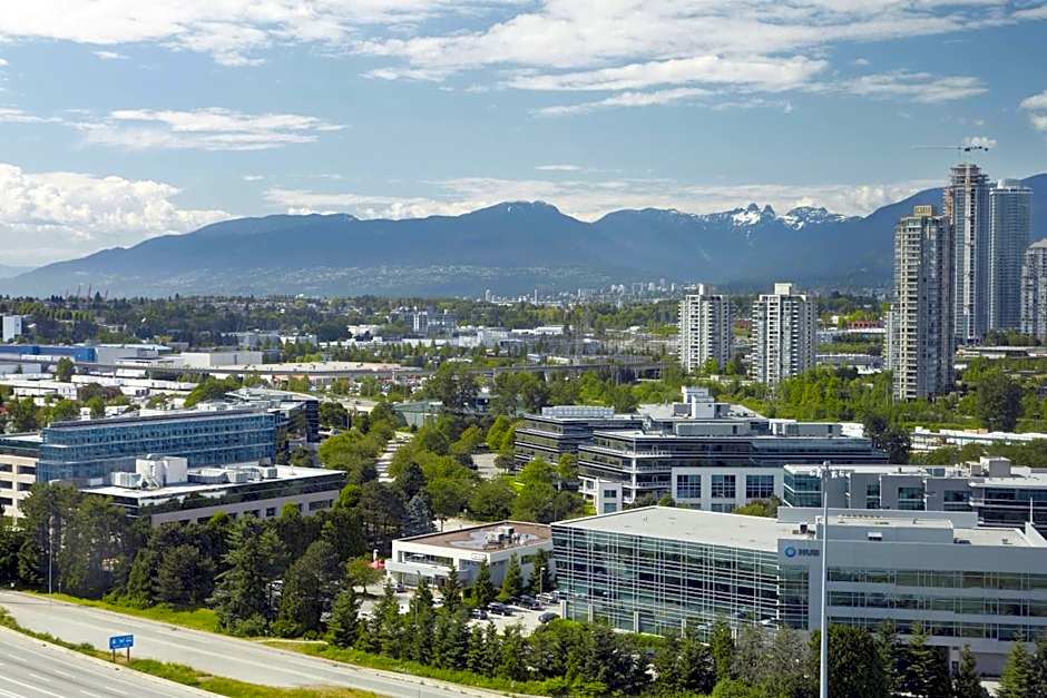 Delta Hotels by Marriott Burnaby Conference Centre