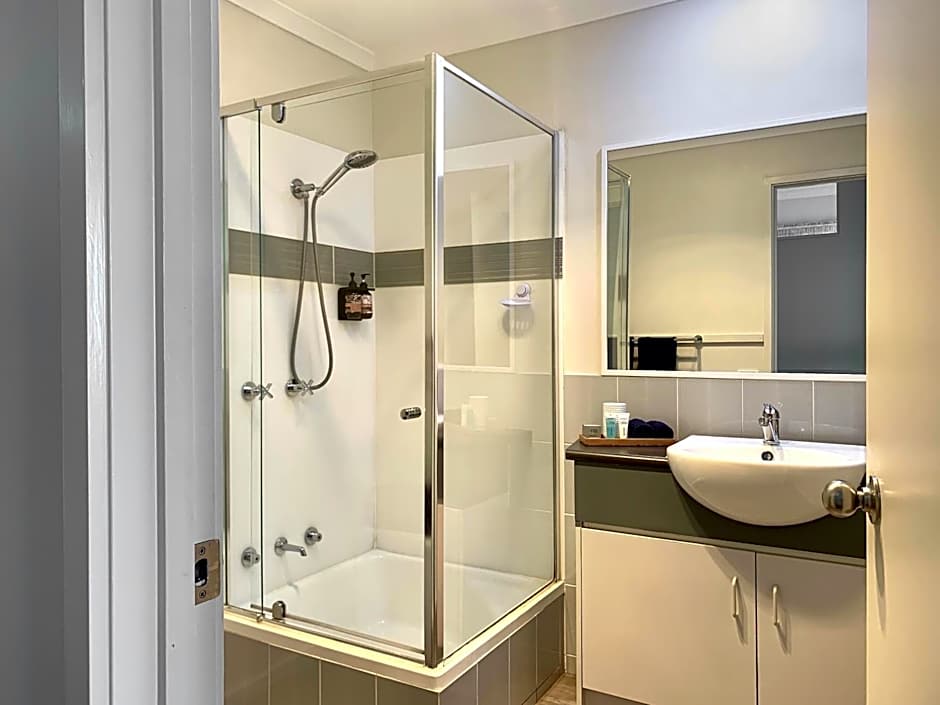 Apollo Bay Waterfront Motor Inn