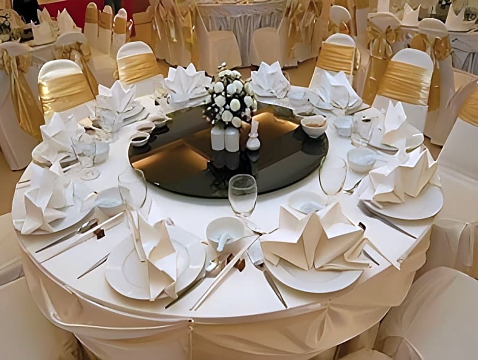 Chakungrao Riverview Hotel