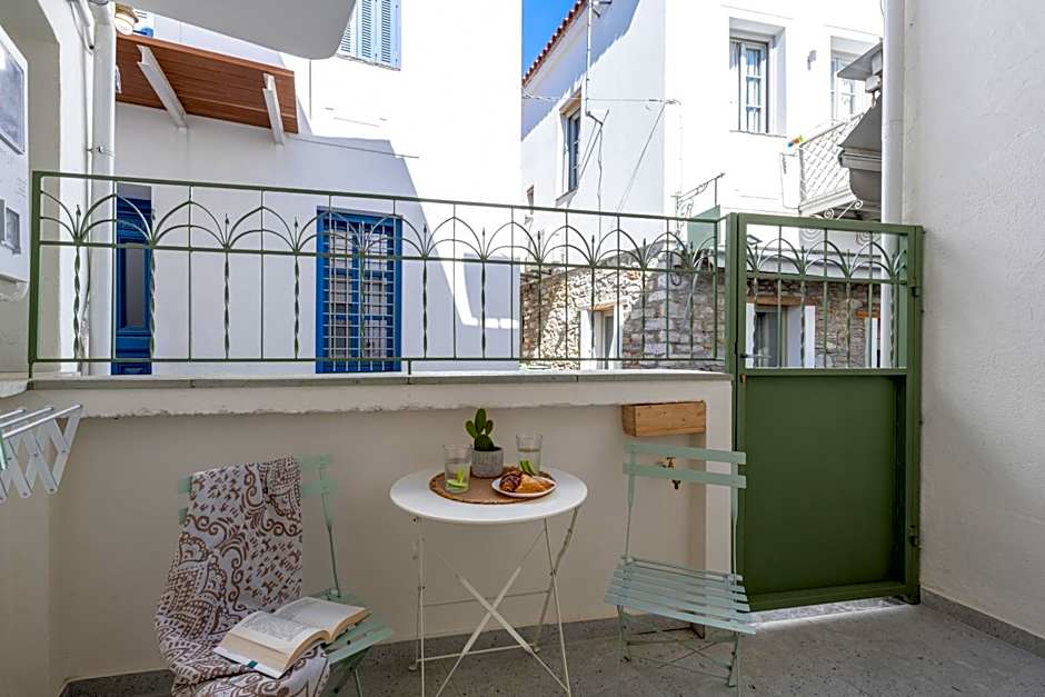 Capella Skiathos, Residences