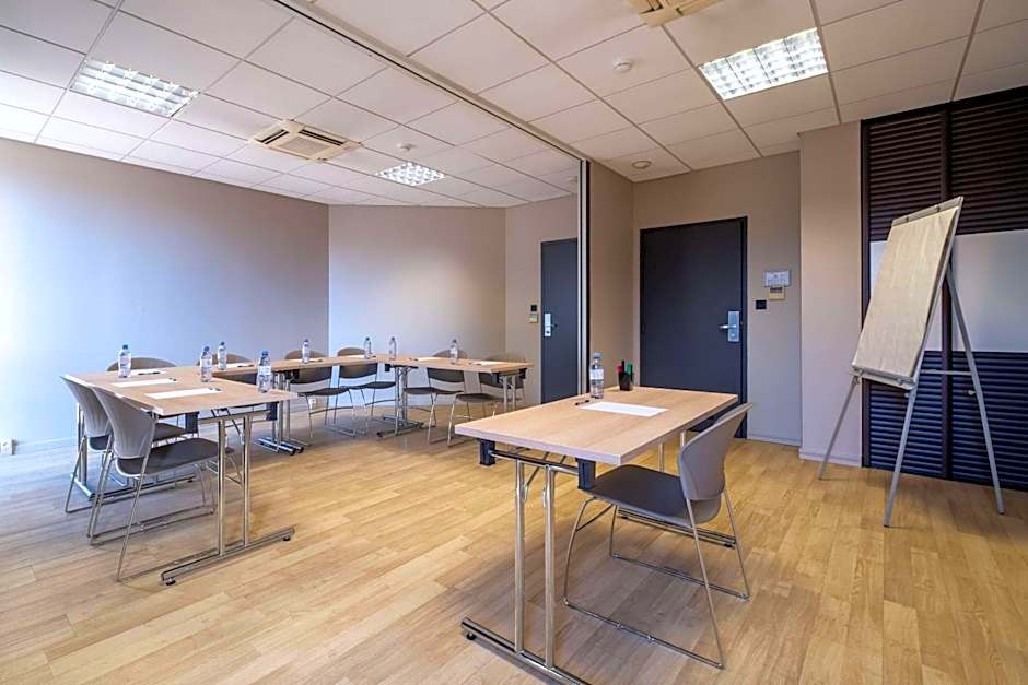 Clarion Aparthotel Toulouse Blagnac Airport