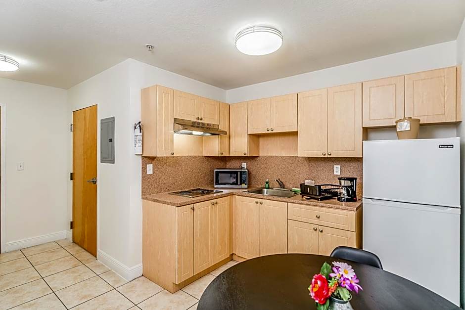 South River Suites