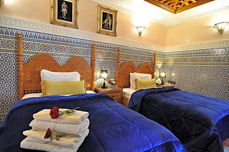 Bouanania Twin Room