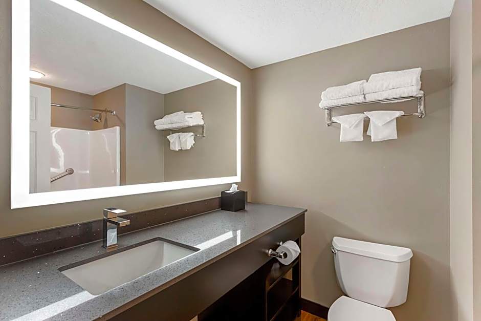 Best Western Plus Grant Creek Inn