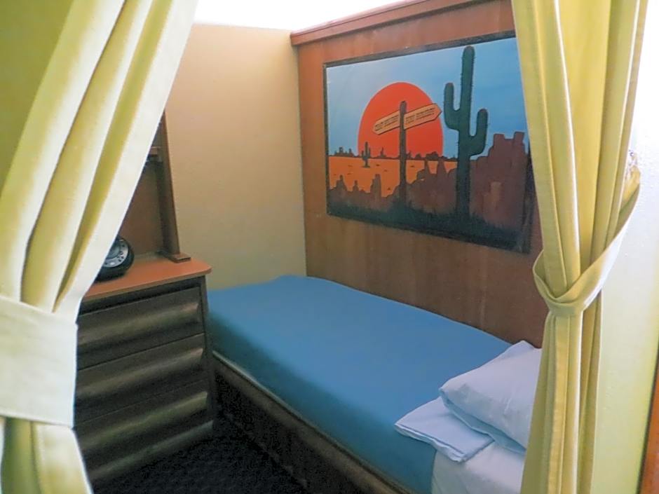 Seralago Hotel and Suites Main Gate East – Kissimmee, FL