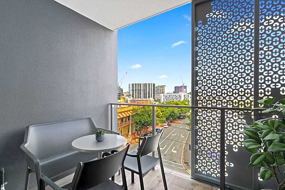 Direct Collective - Pavilion and Governor on Brookes