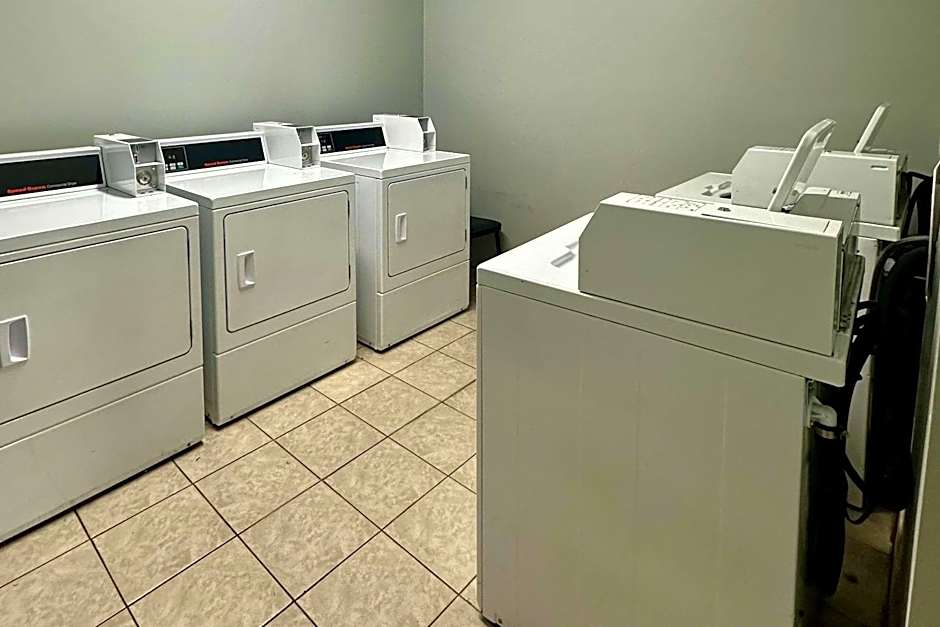 Quality Inn & Suites Coldwater