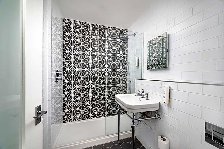 Cairn Hotel Newcastle