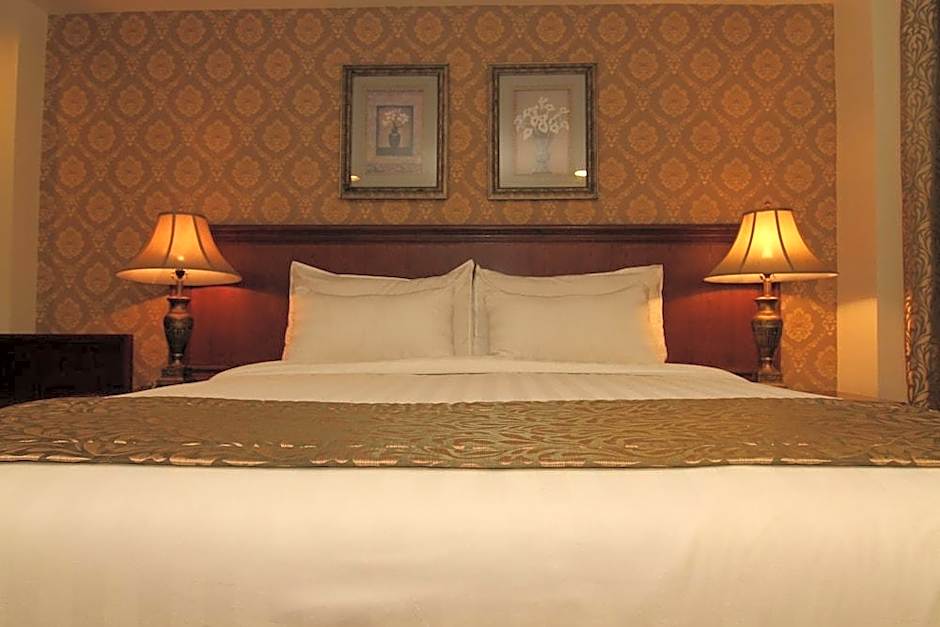 Villa Caceres Hotel