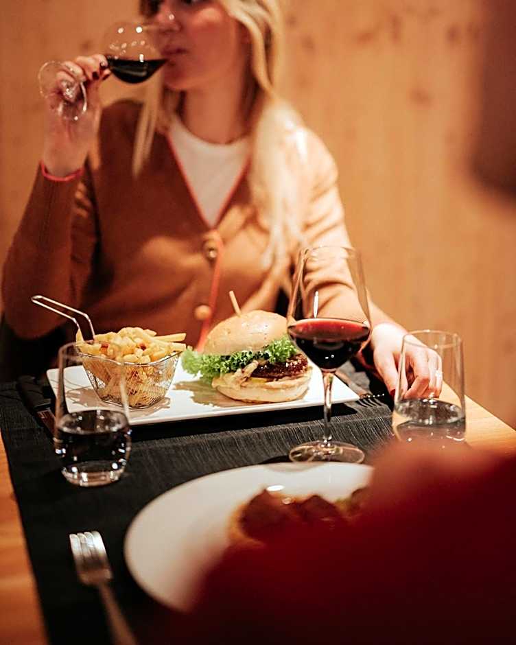 Campra Alpine Lodge & Spa