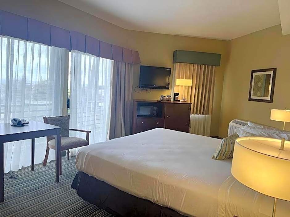 HUNTINGTON BEACH INN