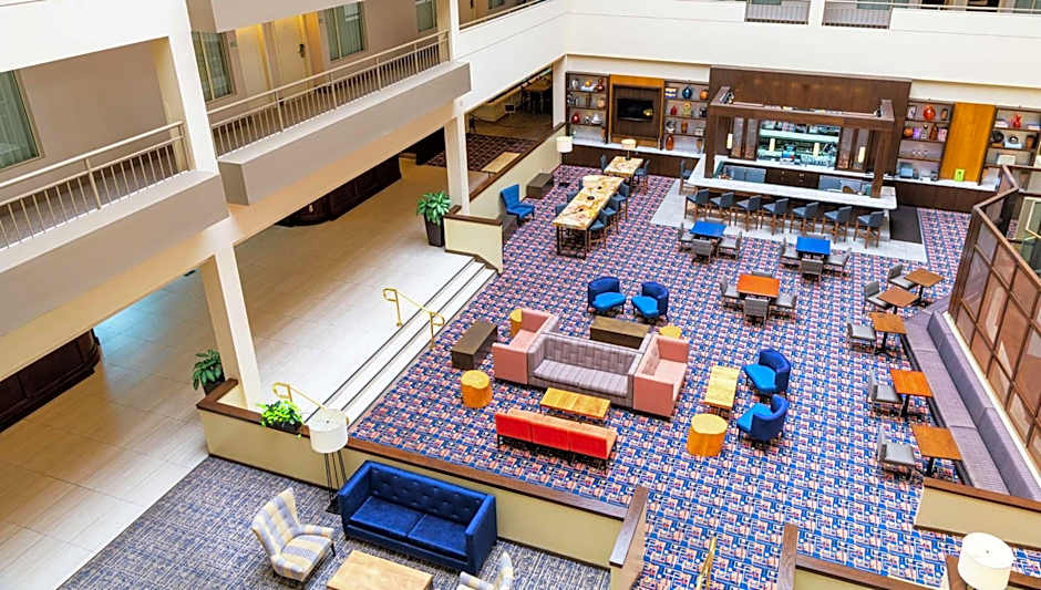 DoubleTree Suites by Hilton Hotel Philadelphia West