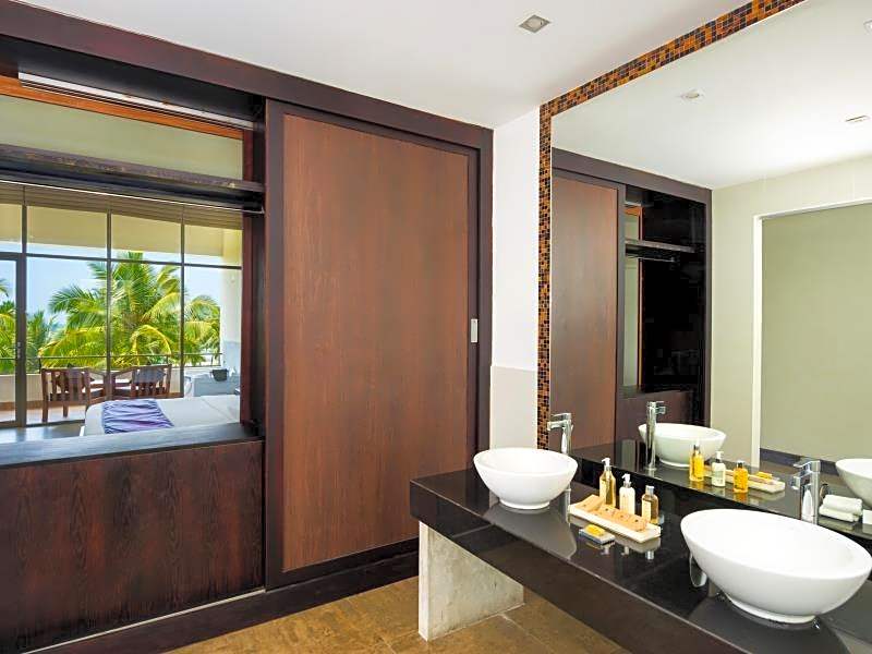 Taprobana Wadduwa by Asia Leisure