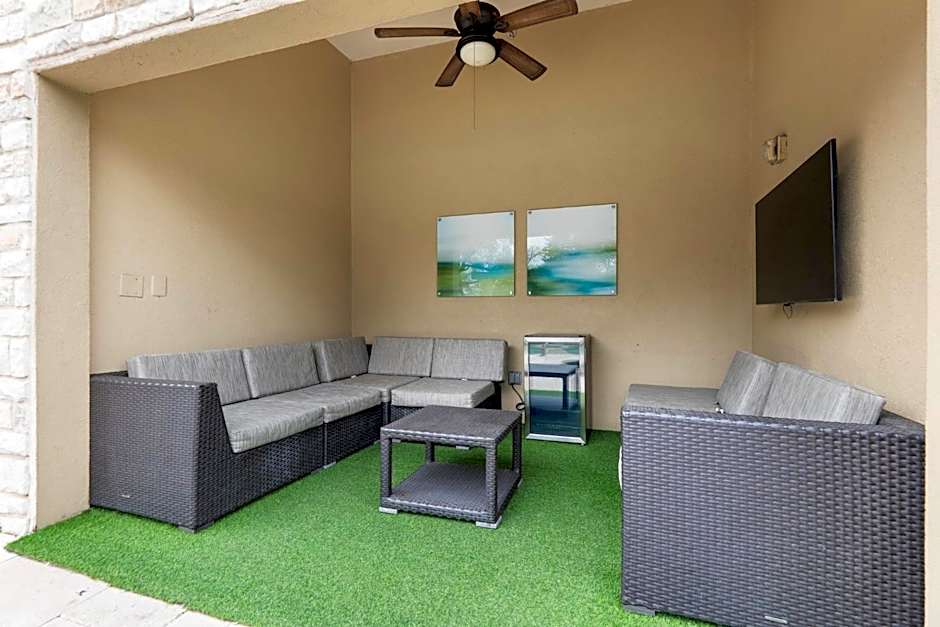 Holiday Inn Express Hotel & Suites Austin NW - Arboretum Area By IHG