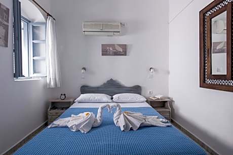 Studio with Caldera View