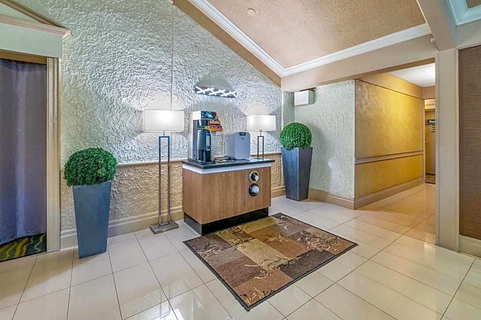 Rodeway Inn Festival	