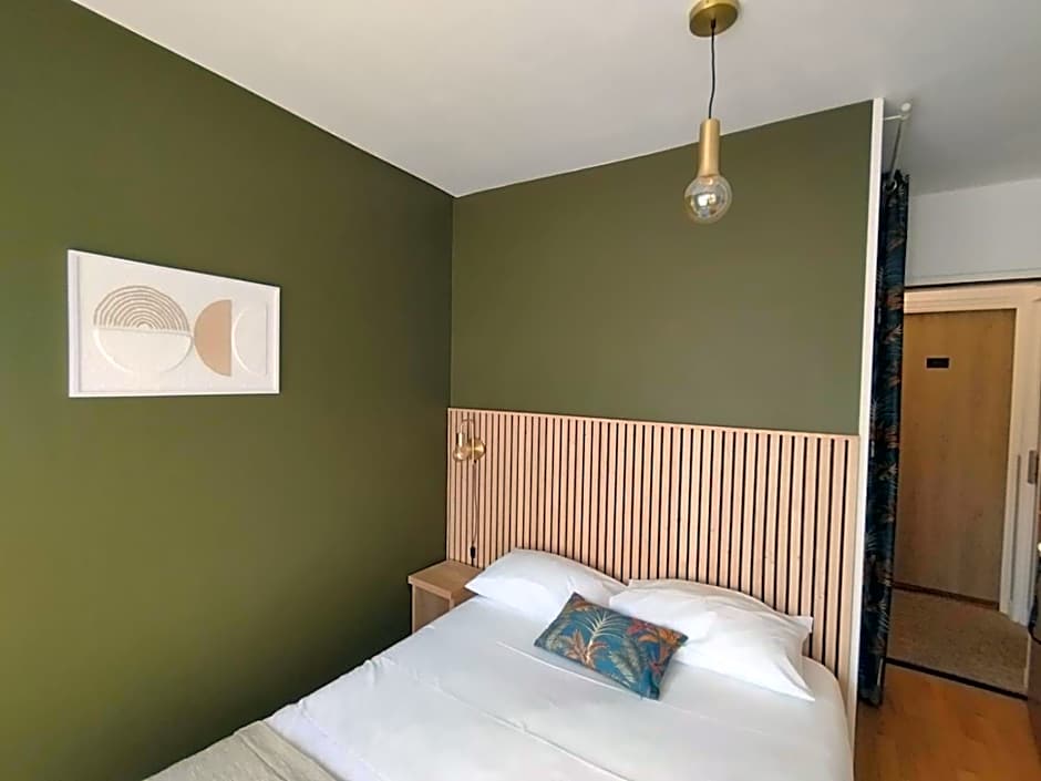 Brit Hotel des Halles