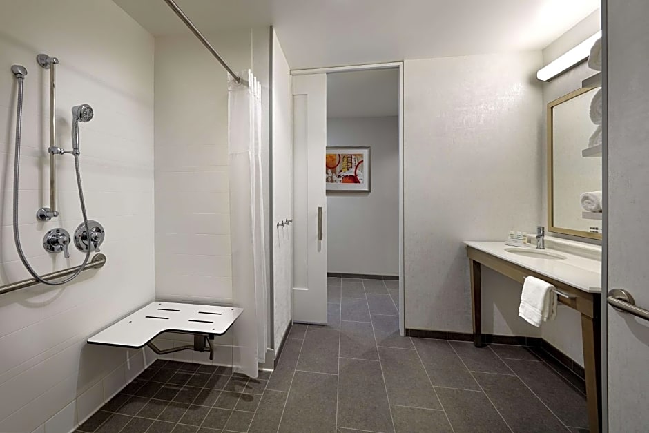 Hampton Inn By Hilton Long Beach Airport, Ca