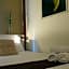 LUNA-Guest Rooms