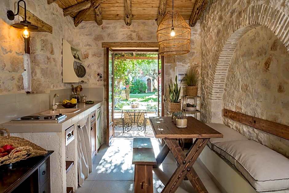 Paliokaliva Apartments and Villas