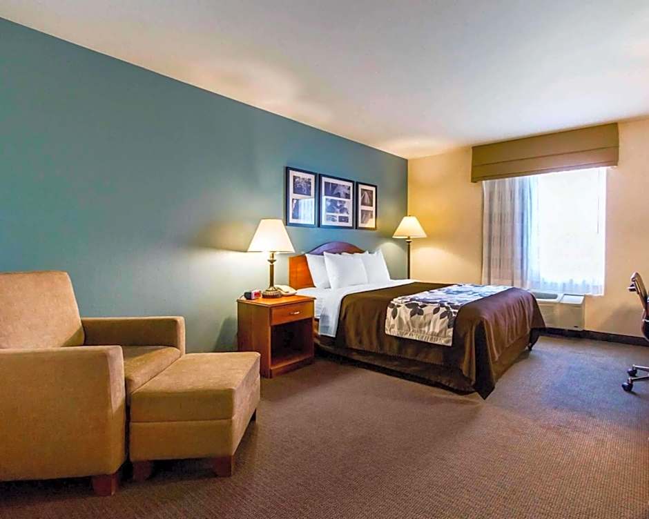 Sleep Inn & Suites Evansville - Casper