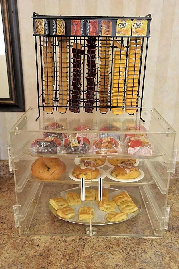 Travelodge by Wyndham Lloydminster