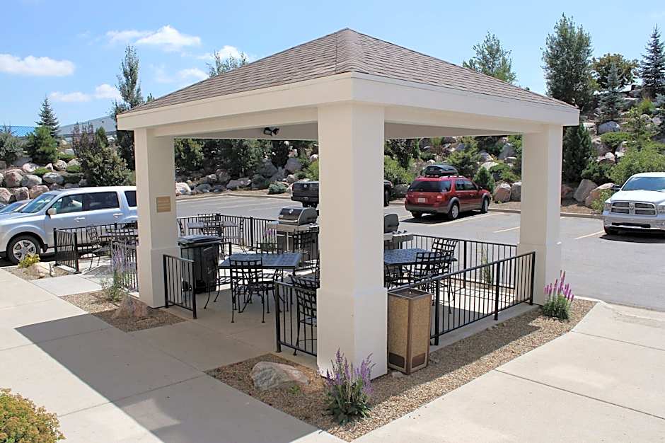 Candlewood Suites Bismarck By IHG