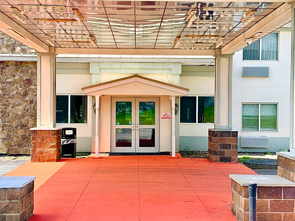 Travel Inn - Watertown NY