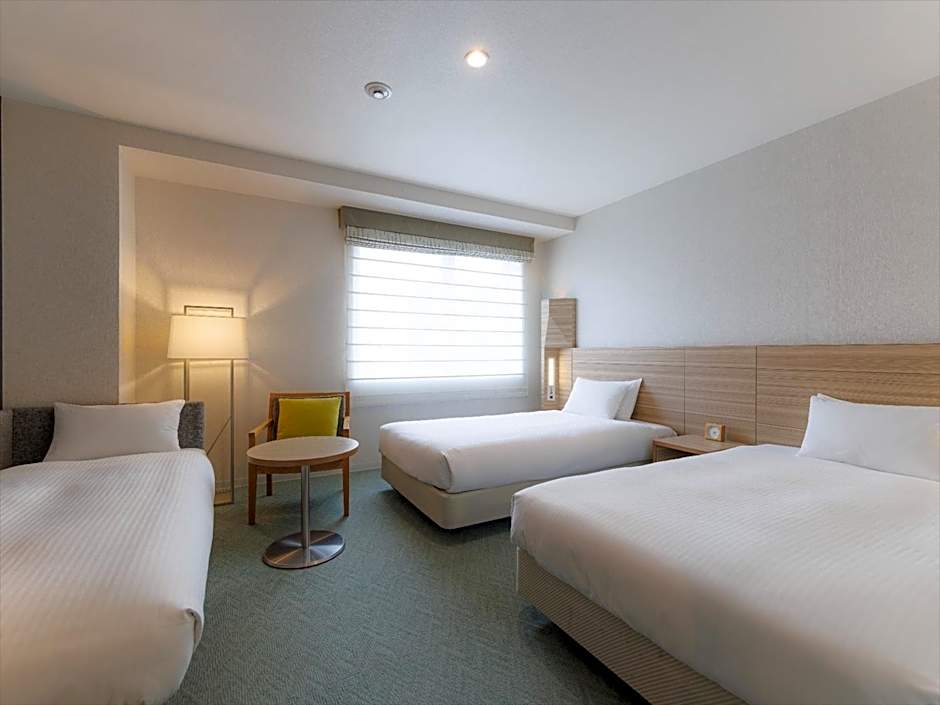 Photo 1 of 2 of Standard 2 Beds, South Wing