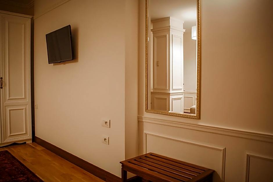 Hotel Opera