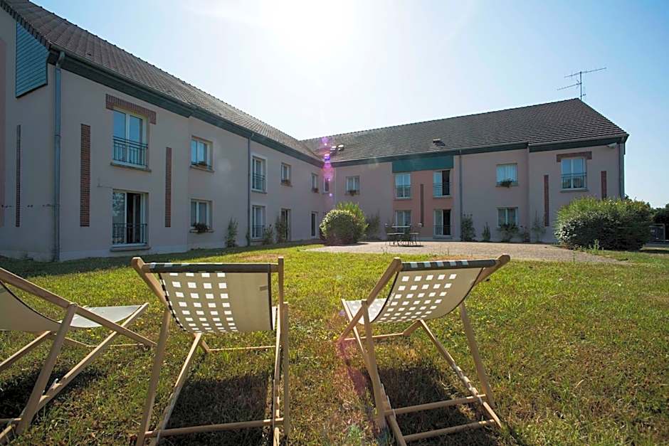 Brit Hotel Du Perche