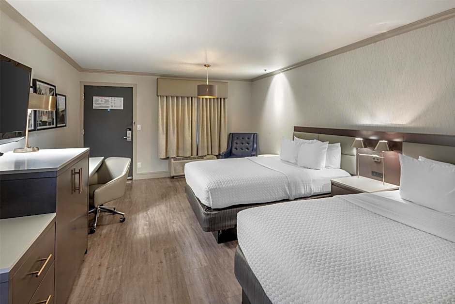 Best Western Plus Executive Suites