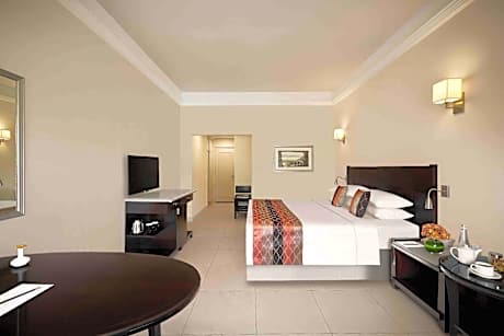 Premium Room King Bed
