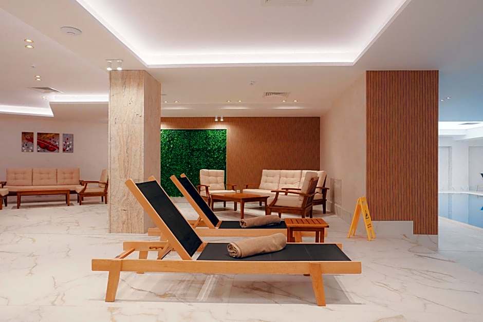 Admiral Hotel - Ultra All Inclusive & Private Beach