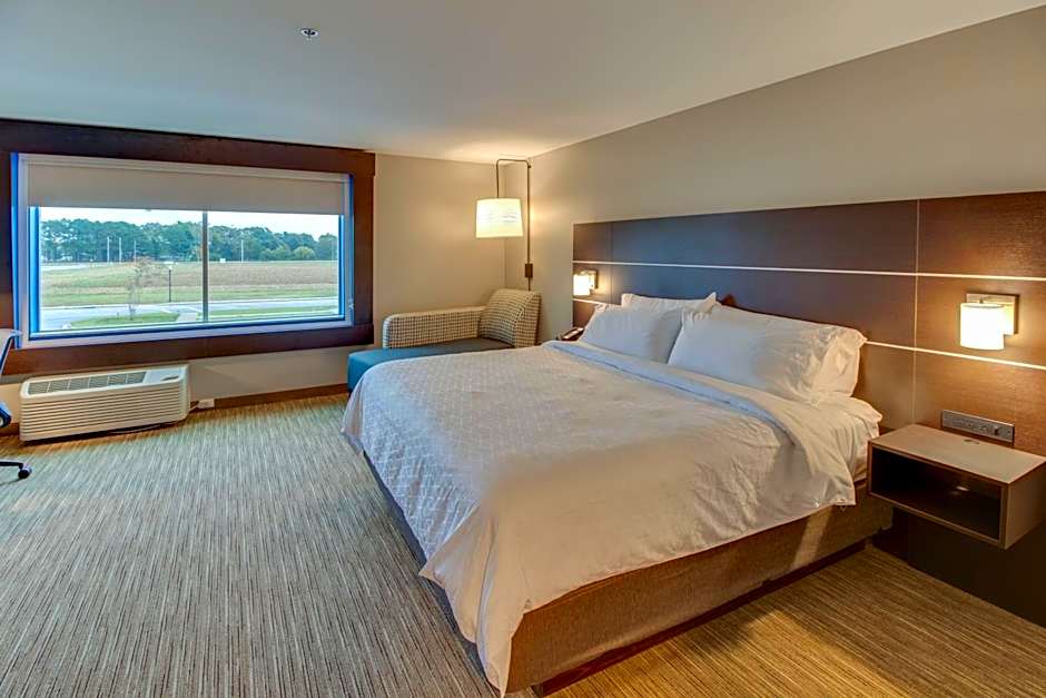 Holiday Inn Express & Suites Union City By IHG