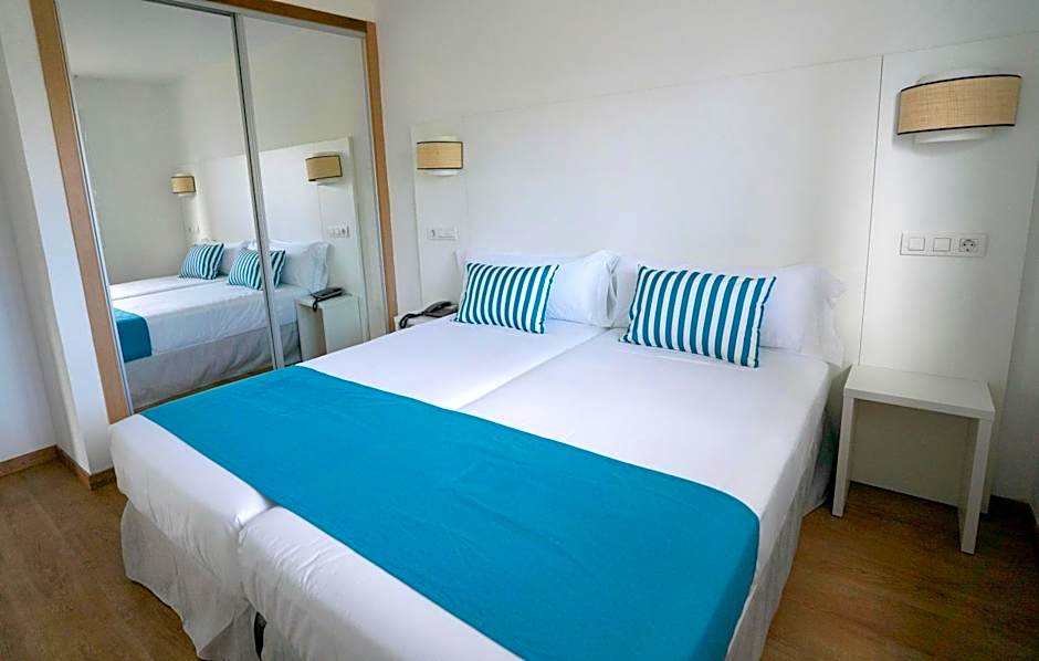 BLUESEA Playa Azul