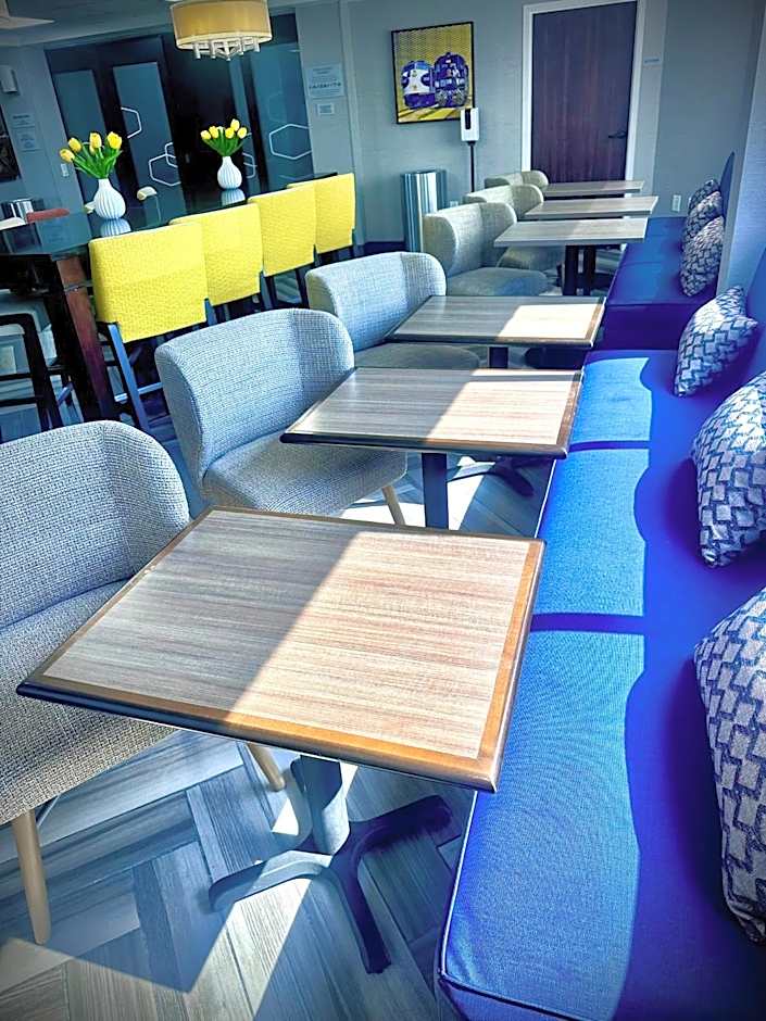 Hampton Inn By Hilton Waycross