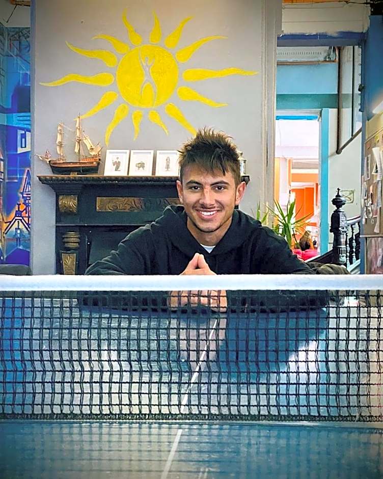 Sundancer Backpackers Hostel