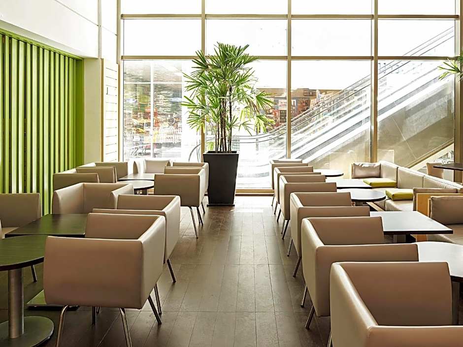 Ibis Cancun Centro Hotel