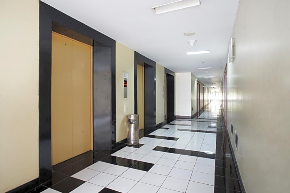 Gateway Apartment Cicadas by DB Property by ZUZU